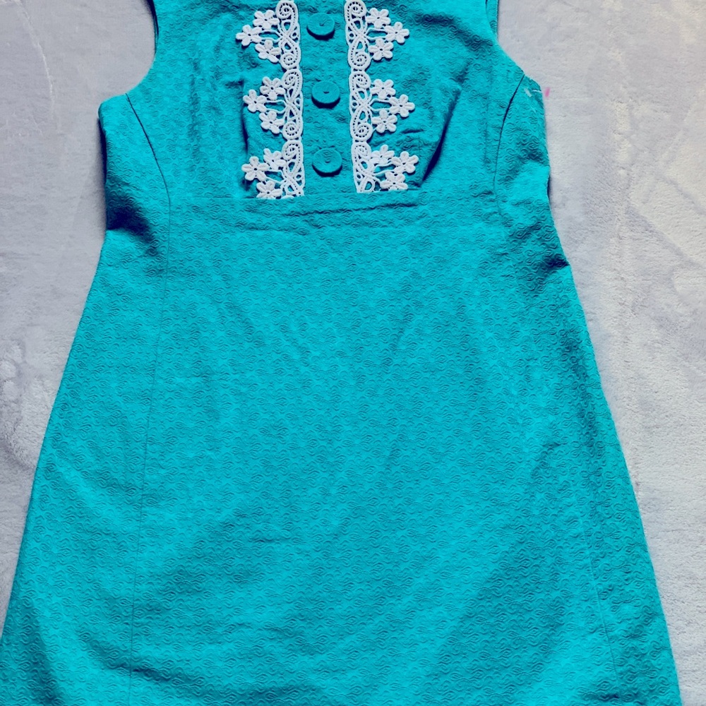 Lilly Pulitzer blue classy vibrant dress